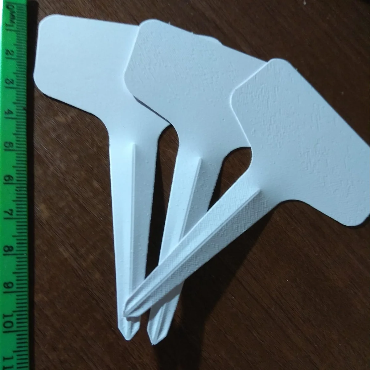 Садові бірки на ніжці для маркування рослин