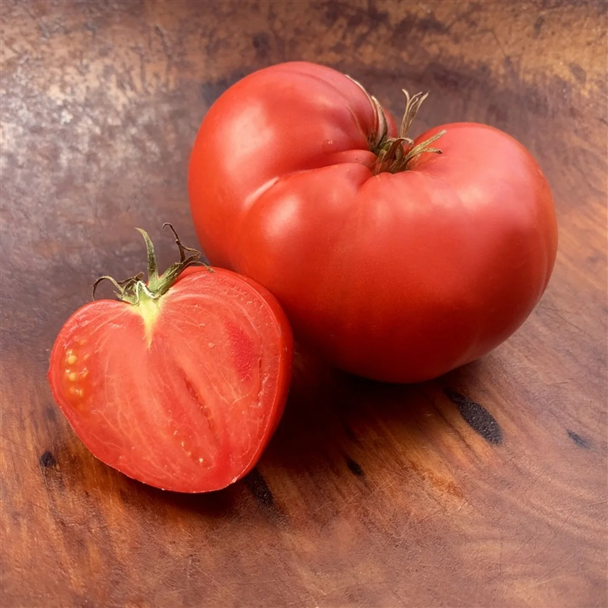 Томат ‘German Red Strawberry’ (Solanum lycopersicum)